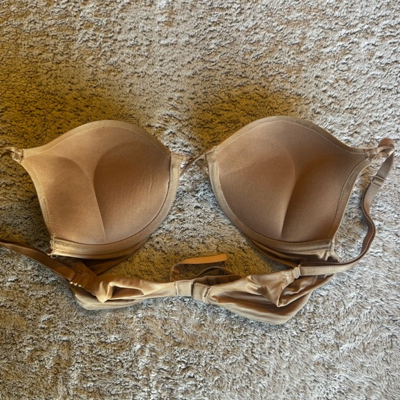 Victoria Secret Bombshell Bra 🤎 - Picture 4 of 5
